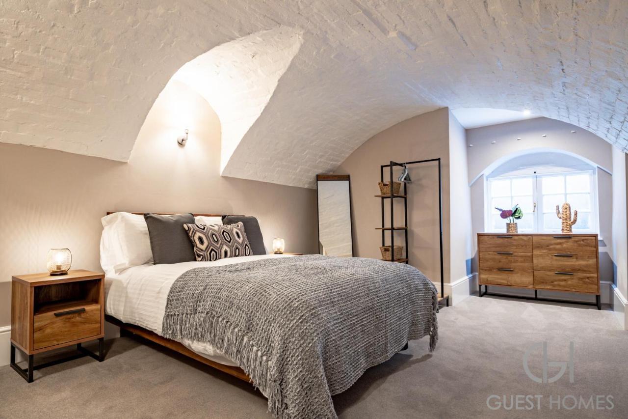 Host & Stay - Shaw Street Basement Вустер Экстерьер фото