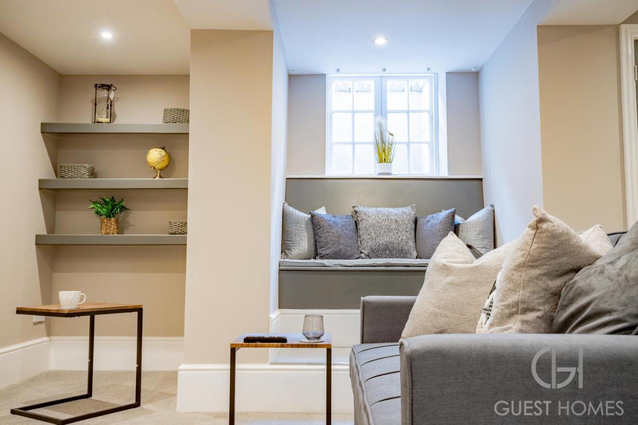 Host & Stay - Shaw Street Basement Вустер Экстерьер фото