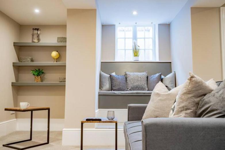Host & Stay - Shaw Street Basement Вустер Экстерьер фото